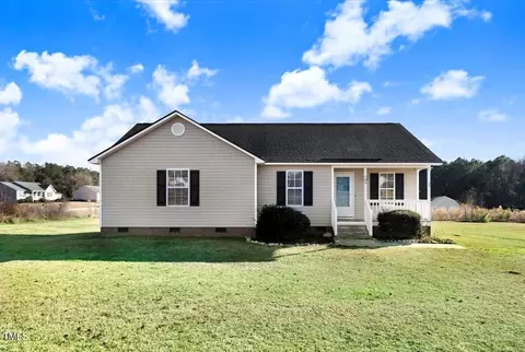 180 Critcher Farm Ln, Benson, NC 27504