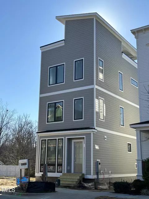 617 Velma Hopkins Ln, Raleigh, NC 27603