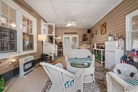 202 E D St, Erwin, NC 28339 photo 28