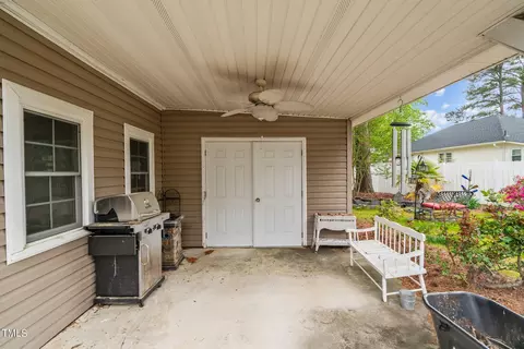 202 E D St, Erwin, NC 28339 photo 35
