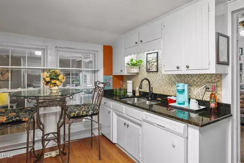 202 E D St, Erwin, NC 28339 photo 10