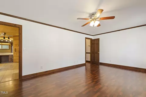 207 Pineview Dr, Erwin, NC 28339 photo 9