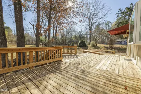 207 Pineview Dr, Erwin, NC 28339 photo 14