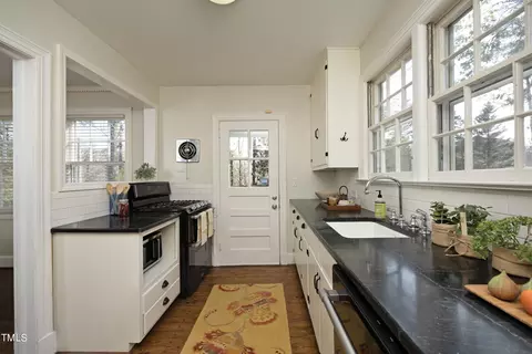 2615 Augusta Dr, Durham, NC 27707 photo 12