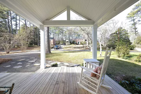 2615 Augusta Dr, Durham, NC 27707 photo 3