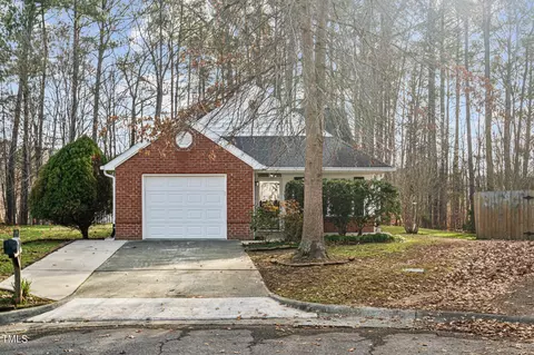19 Pendleton Ct, Durham, NC 27713