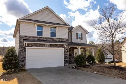 147 Green Willows Dr, Clayton, NC 27527