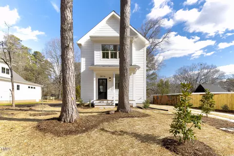 2814 Cascadilla St, Durham, NC 27704 photo 2