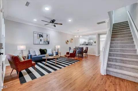 184 Point Comfort Ln, Cary, NC 27519