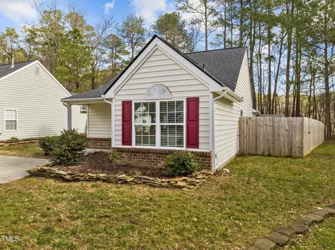 17 Pendleton Ct, Durham, NC 27713 photo 1