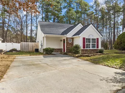 17 Pendleton Ct, Durham, NC 27713 photo 5