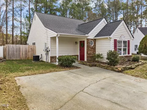 17 Pendleton Ct, Durham, NC 27713 photo 7
