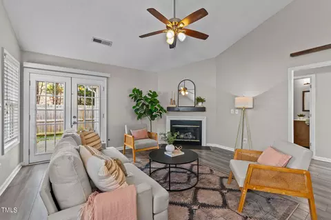 17 Pendleton Ct, Durham, NC 27713 photo 16