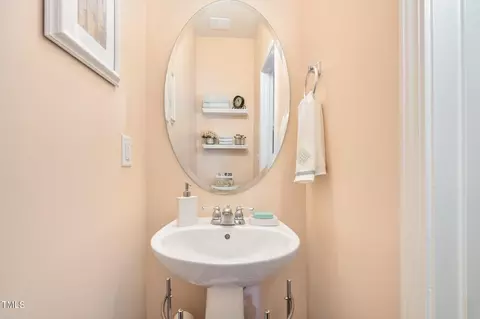 215 Brier Crossing Loop, Durham, NC 27703 photo 8