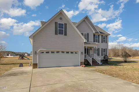 102 Lee Trace Dr, Smithfield, NC 27577 photo 3