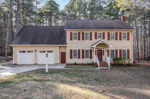2212 Millpine Dr, Raleigh, NC 27614