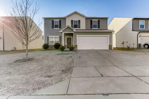 8004 Remington Heights Dr, Raleigh, NC 27616