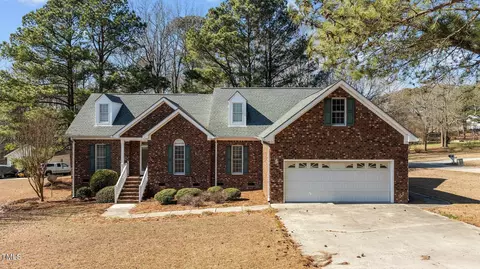 3204 Gold Dust Ln, Willow Spring, NC 27592