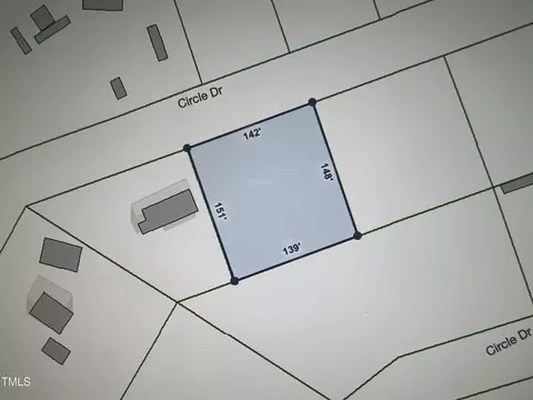 295 Circle Dr, Vass, NC 28394 photo 2
