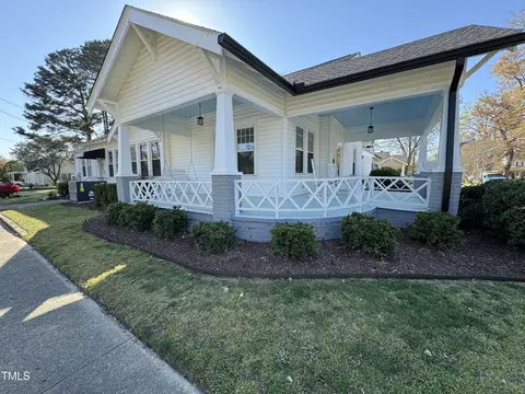 416 E Davis St, Smithfield, NC 27577 photo 10