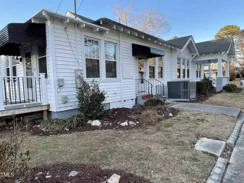 416 E Davis St, Smithfield, NC 27577 photo 9