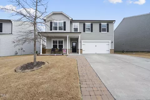 4346 Auburn Hills Dr, Raleigh, NC 27616