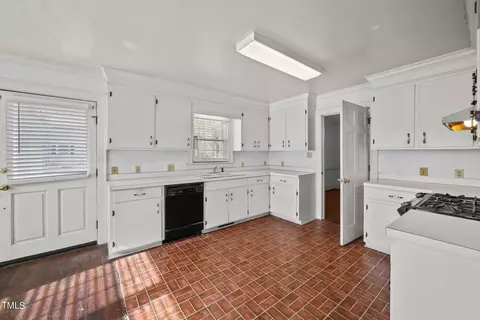 410 Eason St, Macclesfield, NC 27852 photo 32