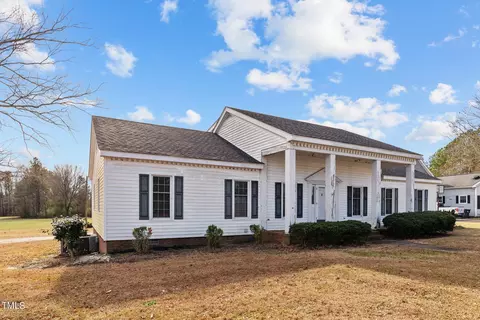 410 Eason St, Macclesfield, NC 27852 photo 8