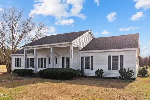410 Eason St, Macclesfield, NC 27852 photo 5