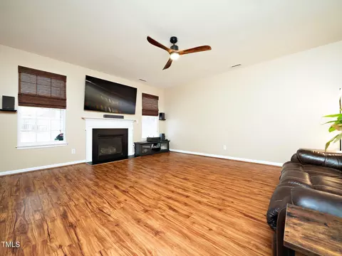 5609 Running Fox Ln, Durham, NC 27703 photo 10
