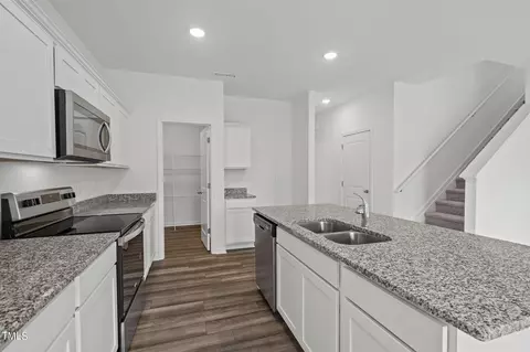 916 Berkeley Glen Rd, Zebulon, NC 27597 photo 11