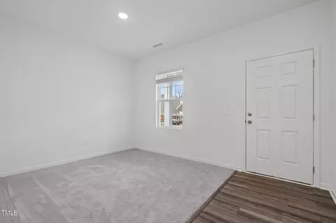916 Berkeley Glen Rd, Zebulon, NC 27597 photo 6