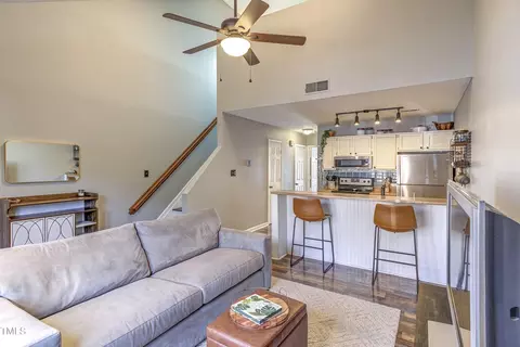49 Justin Ct, Durham, NC 27705 photo 3