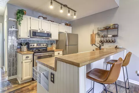 49 Justin Ct, Durham, NC 27705