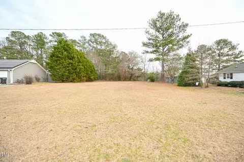 1784 White Memorial Church Rd, Willow Springs, NC 27592
