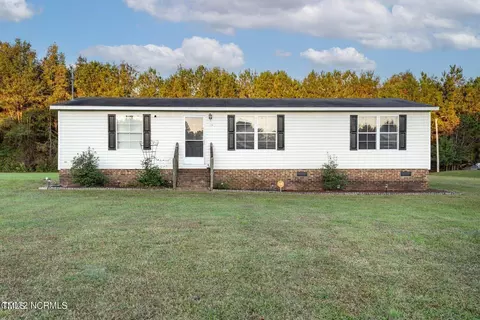 7330 Boot Court Ct, Lucama, NC 27851