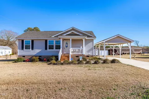 101 Rollingwood Cir, Kenly, NC 27542