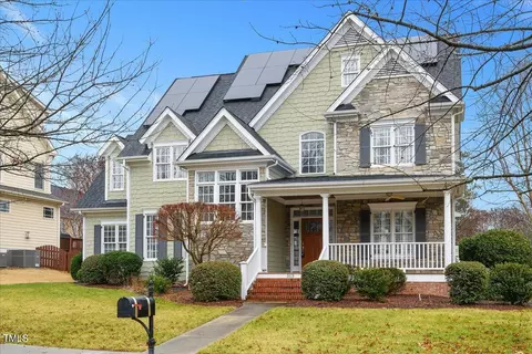 513 Grant Forest Ln, Cary, NC 27519