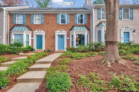254 Beechtree Dr, Cary, NC 27513