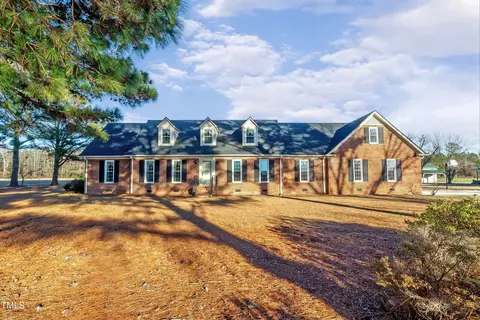 9088 Old Beulah Rd, Kenly, NC 27542