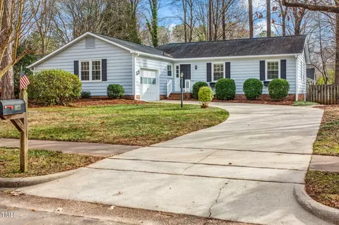 1113 Castalia Dr, Cary, NC 27513