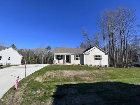 204 Constellation Ct, Benson, NC 27504