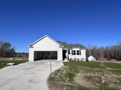 76 Starry Sky Dr, Benson, NC 27504