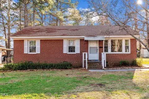 505 Macon St S, Wilson, NC 27893