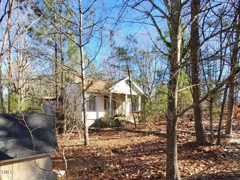 68 Keelboat Ln, Fuquay Varina, NC 27526