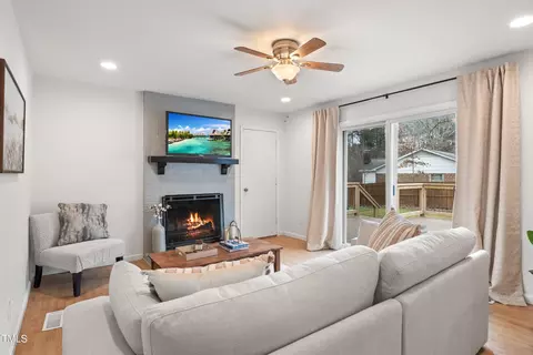 1 Kellom Ct, Durham, NC 27713 photo 15