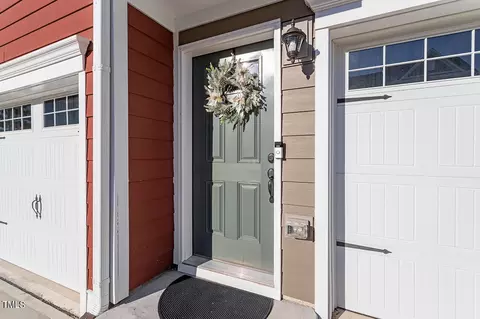 1109 Platform Dr, Apex, NC 27502 photo 2