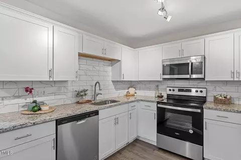 515 Oak St, Smithfield, NC 27577 photo 9
