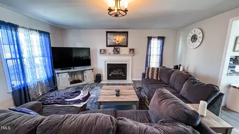 810 Circle Dr, Angier, NC 27501 photo 7