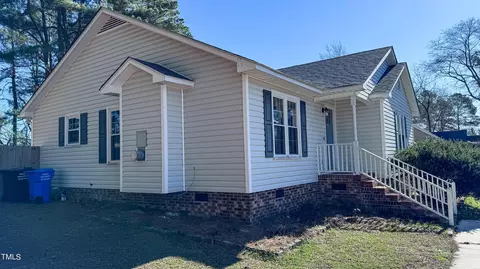 810 Circle Dr, Angier, NC 27501 photo 4